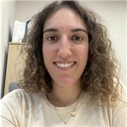 Chica joven que llevo dando clases particulares desde hace 10 años, sobre todo de refuerzo de primaria y la ESO.